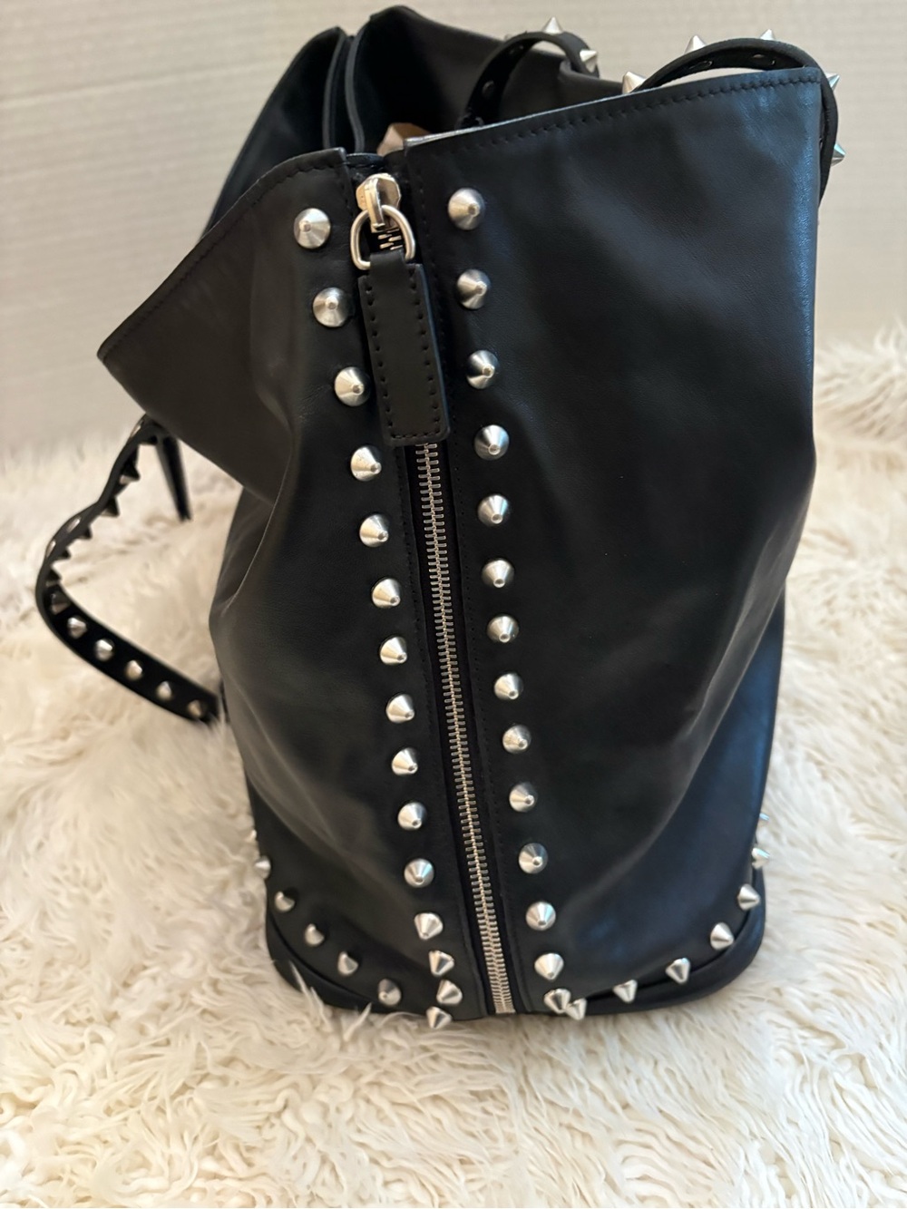 Authentic Alexander McQueen Studded Leather Tote - Picture 8 of 15